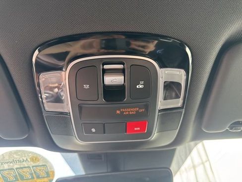 Used 2023 Hyundai Santa Cruz Limited AWD/4WD image 15
