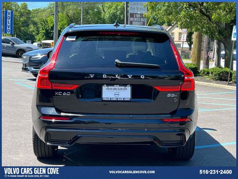 Used 2024 Volvo XC60 B5 Ultimate w/ Protection Package Premier AWD/4WD image 6