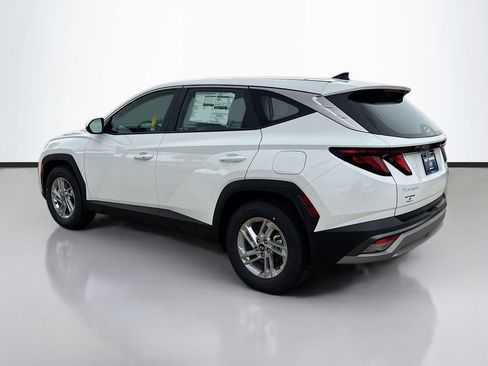 Certified 2025 Hyundai Tucson SE image 7