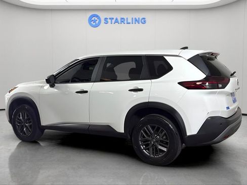 Used 2023 Nissan Rogue S image 4