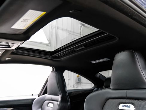 Used 2015 BMW M4 Coupe image 25