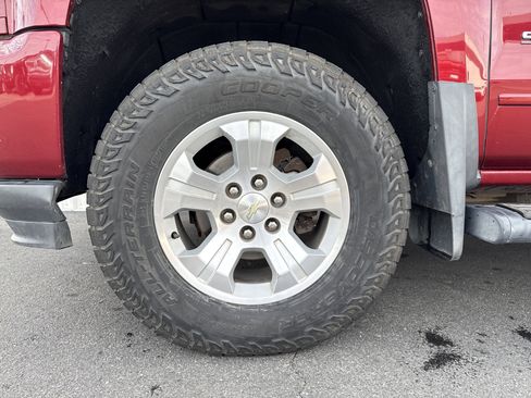 Used 2018 Chevrolet Silverado 1500 LT w/ All Star Edition image 5