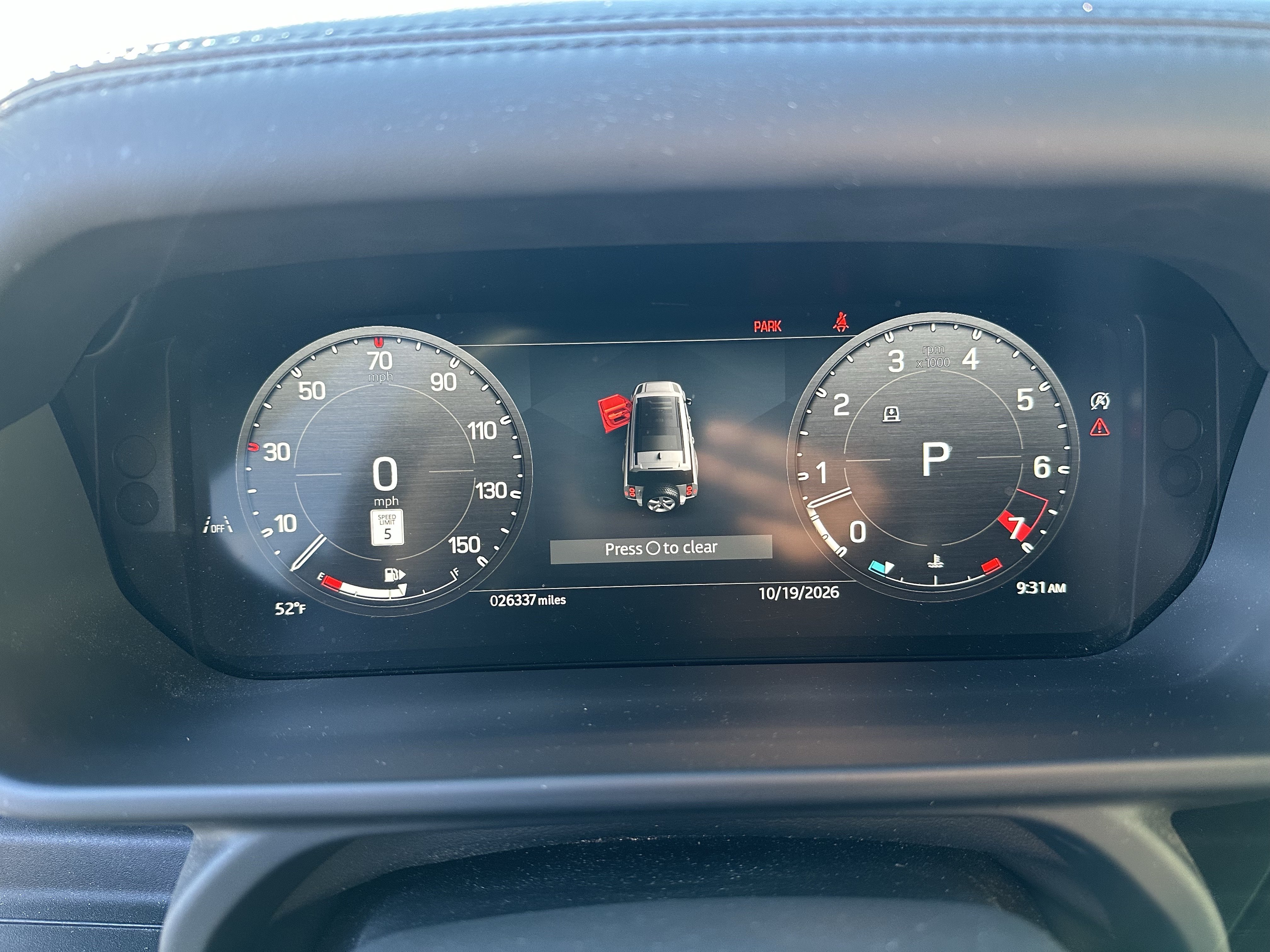 Used 2024 Land Rover Defender 130 X AWD/4WD image 22