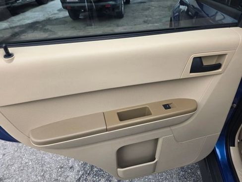 Used 2008 Ford Escape XLT image 18