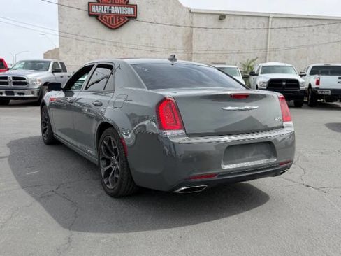 Used 2019 Chrysler 300 S RWD image 5