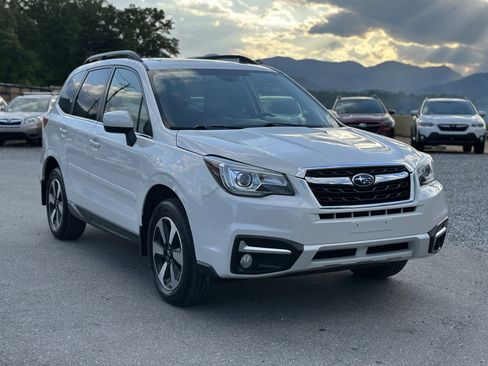 Used 2018 Subaru Forester 2.5i Limited AWD/4WD image 1