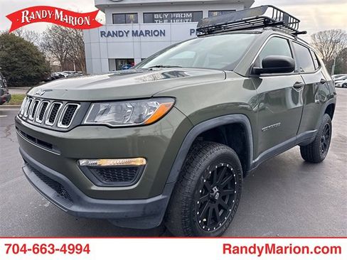 Used 2019 Jeep Compass Sport image 1