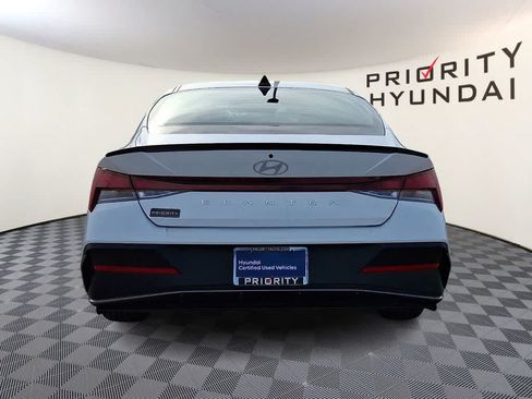Certified 2025 Hyundai Elantra Sport FWD image 5