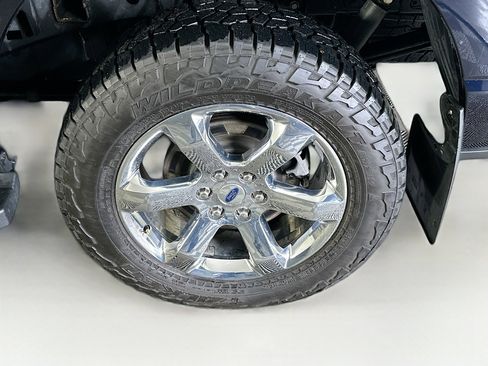 Used 2021 Ford F150 Lariat w/ Equipment Group 502A High image 11