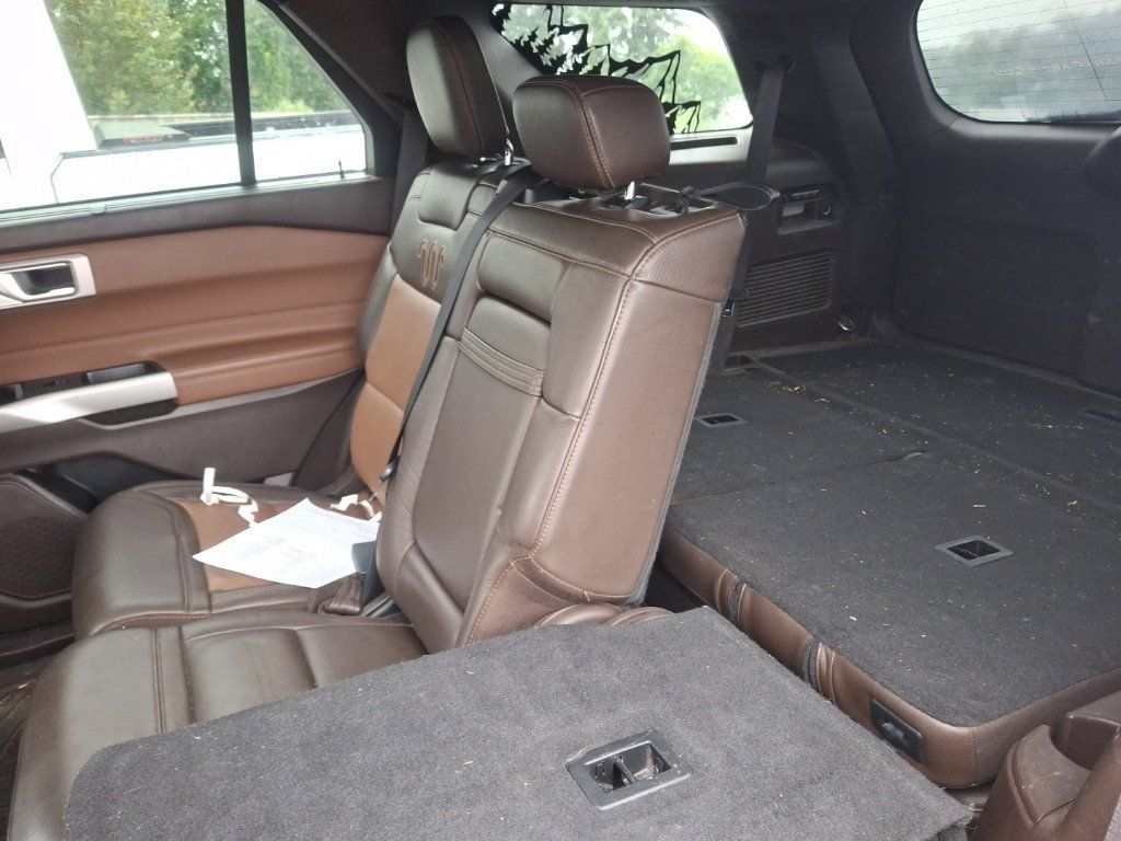 Used 2022 Ford Explorer King Ranch w/ Class IV Trailer Tow Package AWD/4WD image 11
