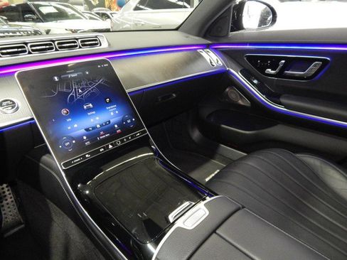 Used 2023 Mercedes-Benz S 580 4MATIC Sedan w/ AMG Line image 33