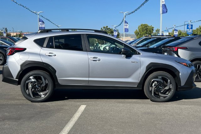 New 2026 Subaru Crosstrek 2.5i Limited AWD/4WD image 3