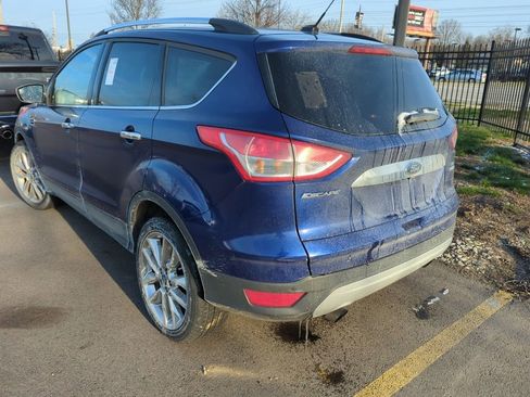 Used 2015 Ford Escape SE w/ SE Chrome Package image 4