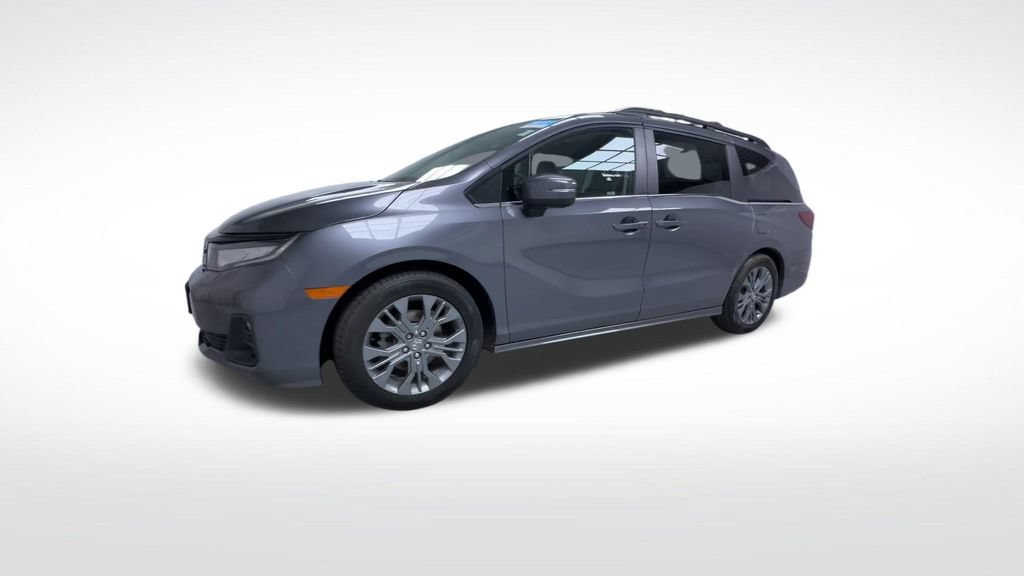 Used 2025 Honda Odyssey Touring image 4