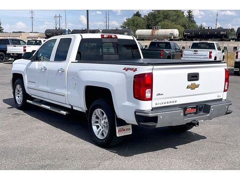 Used 2018 Chevrolet Silverado 1500 LTZ w/ LTZ Plus Package AWD/4WD image 13