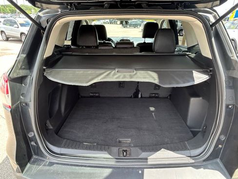 Used 2015 Ford Escape SE w/ Leather Comfort Package AWD/4WD image 17