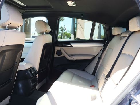 Used 2018 BMW X4 M40i image 31