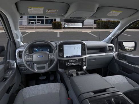 New 2025 Ford F150 Lightning XLT image 9