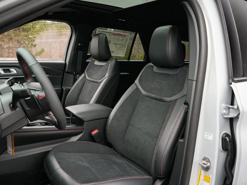 New 2026 Ford Explorer ST w/ Sun And Sound Package image 21