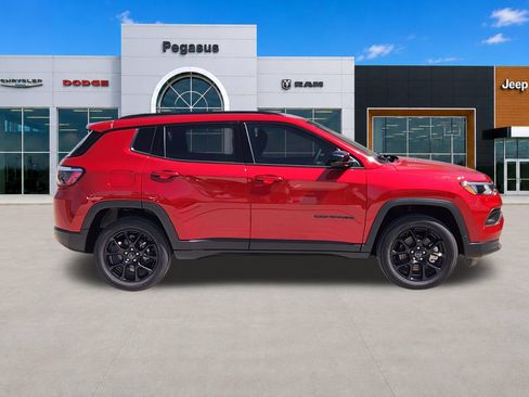 New 2026 Jeep Compass Latitude AWD/4WD image 7