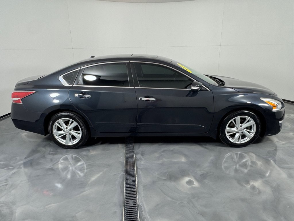 Used 2014 Nissan Altima 2.5 SL w/ Technology Package FWD image 4