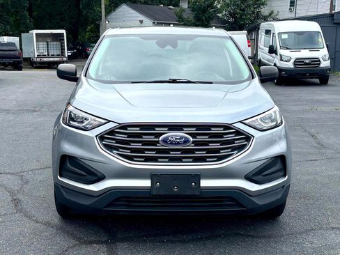Used 2021 Ford Edge SE image 3