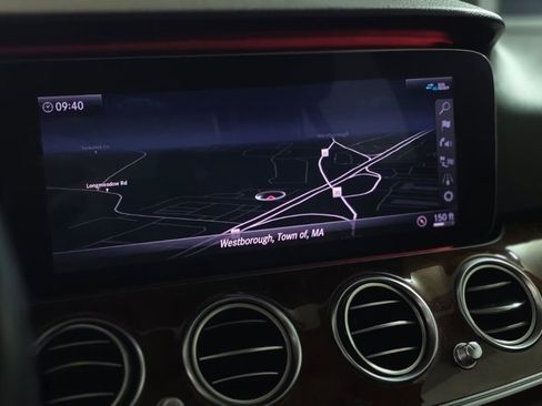 Used 2019 Mercedes-Benz E 300 4MATIC w/ Premium 1 Package image 21