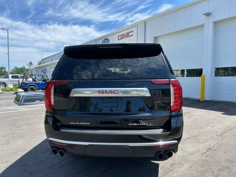 Used 2022 GMC Yukon XL Denali AWD/4WD image 5