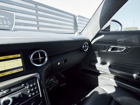 Used 2012 Mercedes-Benz SLS AMG Coupe image 75