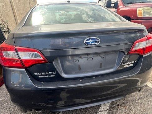 Used 2015 Subaru Legacy 2.5i Premium w/ Moonroof Package AWD/4WD image 2