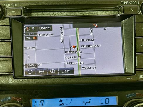 Used 2015 Toyota RAV4 Limited image 15