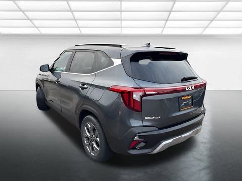 Used 2024 Kia Seltos S image 2