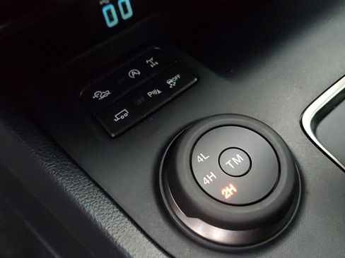 Used 2021 Ford Ranger Lariat w/ Equipment Group 501A High image 9