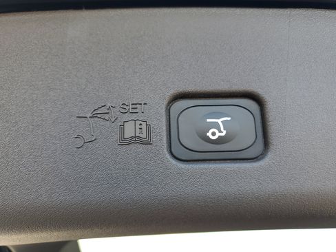 New 2026 Lincoln Nautilus Black Label AWD/4WD image 32