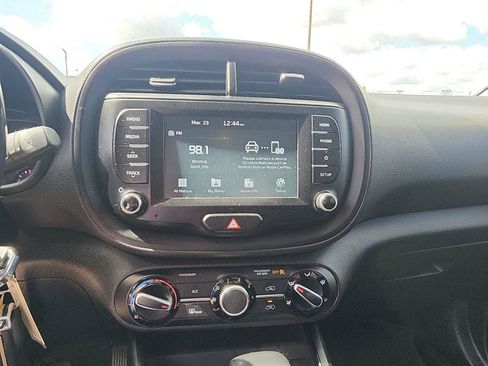 Used 2020 Kia Soul GT-Line image 13