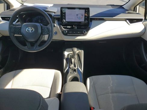 Used 2022 Toyota Corolla LE image 11