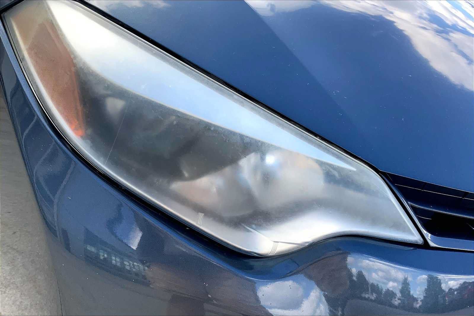 Used 2016 Toyota Corolla LE FWD image 23