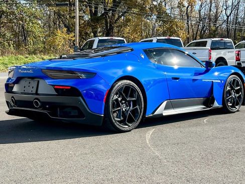 Used 2022 Maserati MC20 Coupe image 4