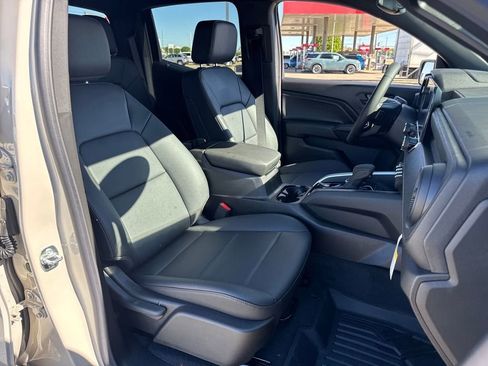 New 2026 Chevrolet Colorado Trail Boss AWD/4WD image 11