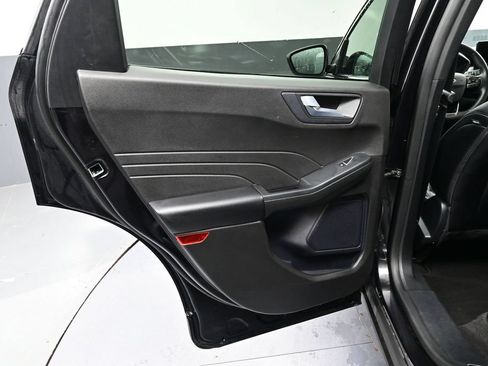 Used 2024 Ford Escape Platinum AWD/4WD image 26