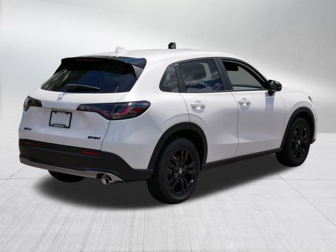 Certified 2026 Honda HR-V Sport image 7