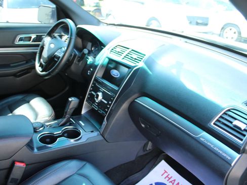 Used 2017 Ford Explorer Sport w/ Equipment Group 401A AWD/4WD image 23