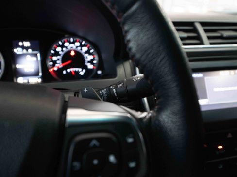 Used 2016 Toyota Camry SE image 14