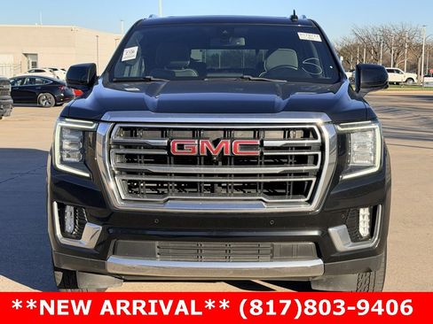 Used 2022 GMC Yukon SLT w/ SLT Premium Package image 2