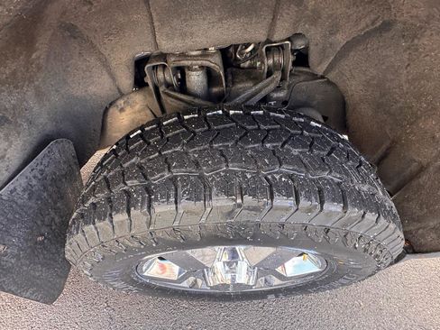 Used 2016 Chevrolet Silverado 2500 W/T AWD/4WD image 14
