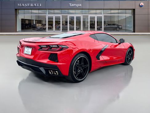Used 2022 Chevrolet Corvette Stingray Coupe w/ 1LT RWD image 3