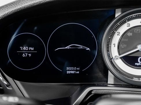 Used 2022 Porsche 911 Carrera image 39