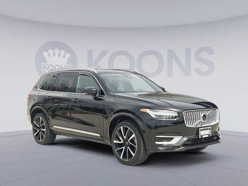 Certified 2023 Volvo XC90 B6 Plus AWD/4WD image 7