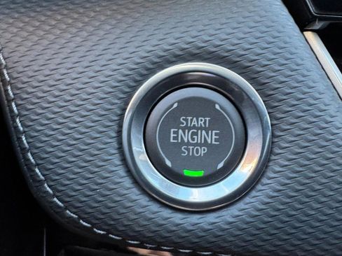 New 2026 Chevrolet Equinox LT image 16