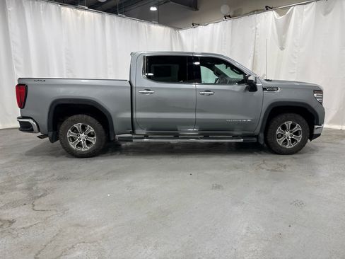 Certified 2024 GMC Sierra 1500 SLT w/ LPO, GMC Protection Package AWD/4WD image 6
